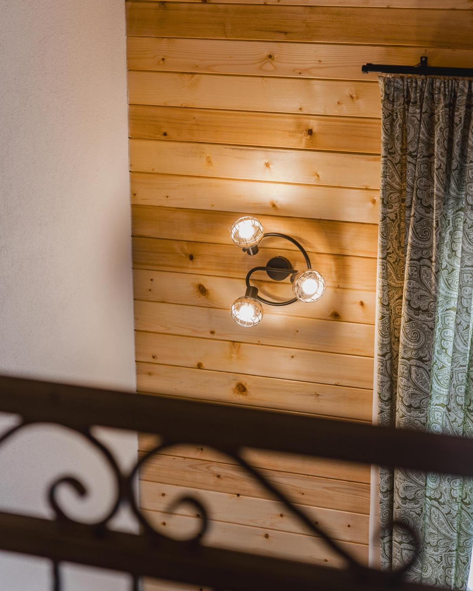 Mountain House Ivanovic Moticki Gaj Екстериор снимка