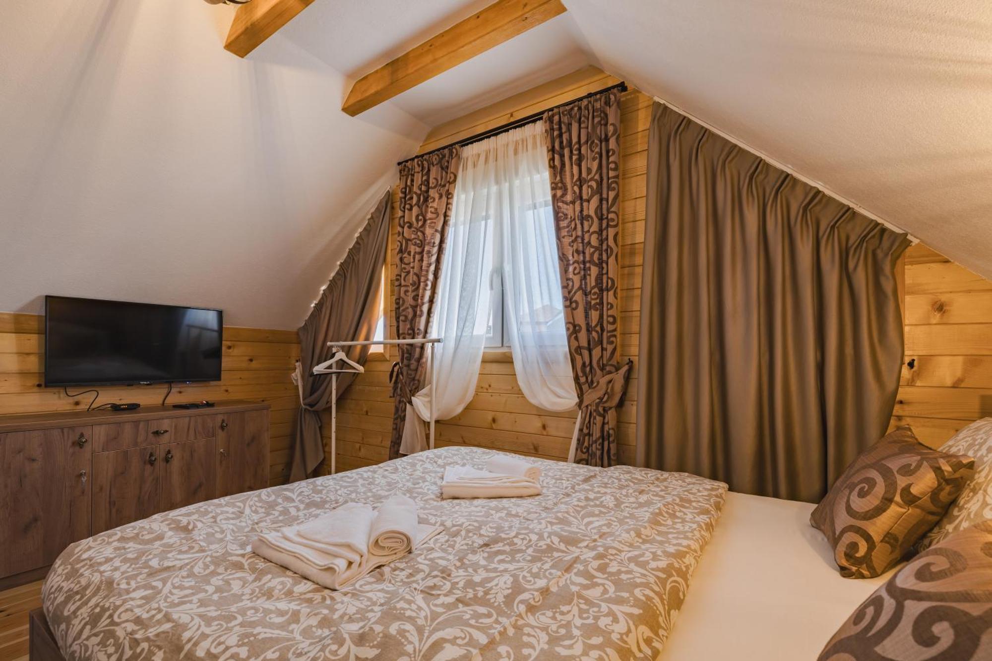 Mountain House Ivanovic Moticki Gaj Екстериор снимка